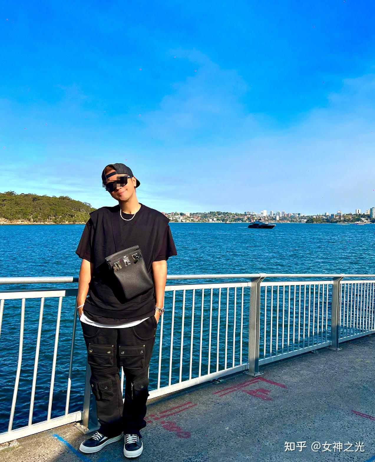 今年娱圈最大的笑话是罗志祥以朱碧石身份复出