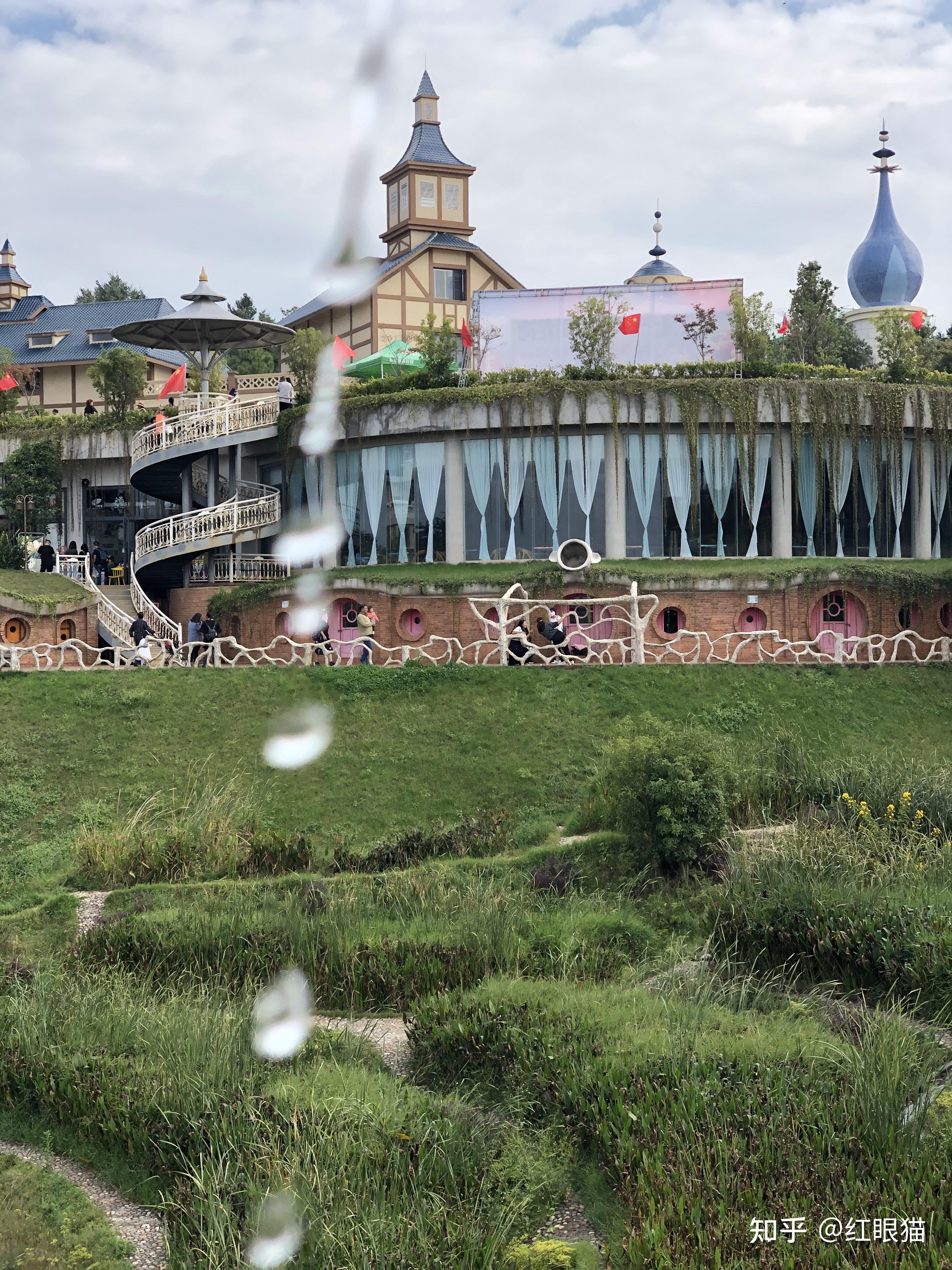 云南的阿拉丁小镇凤龙湾小镇红眼猫摄取自iphonex