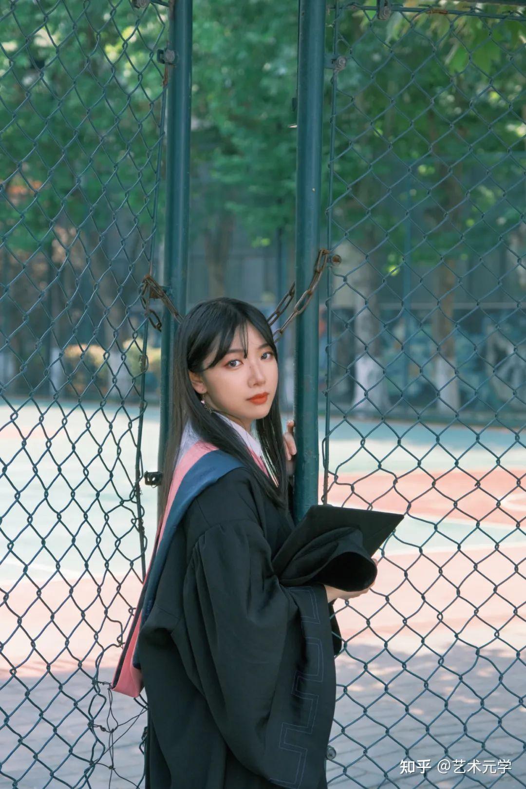 九大美院的学士服有多靓? - 知乎