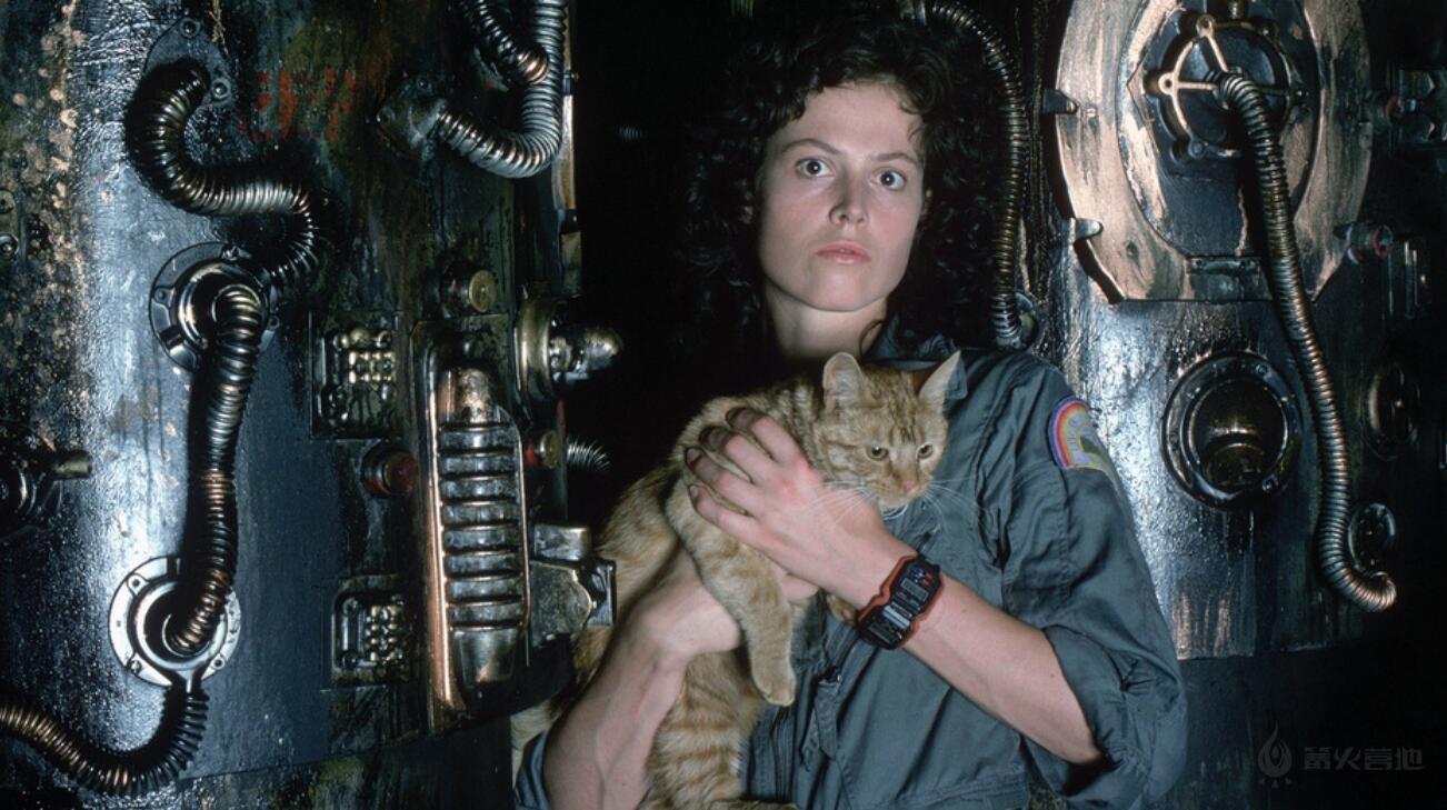 1979 年的首部《异形》电影,描绘了一个人类已经发展到宇宙深空探索的