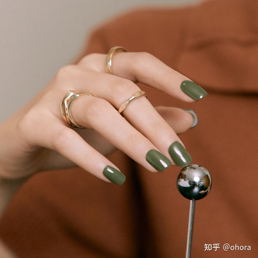 极简风纯色美甲丨不食人间烟火 清冷疏离感 - 知乎