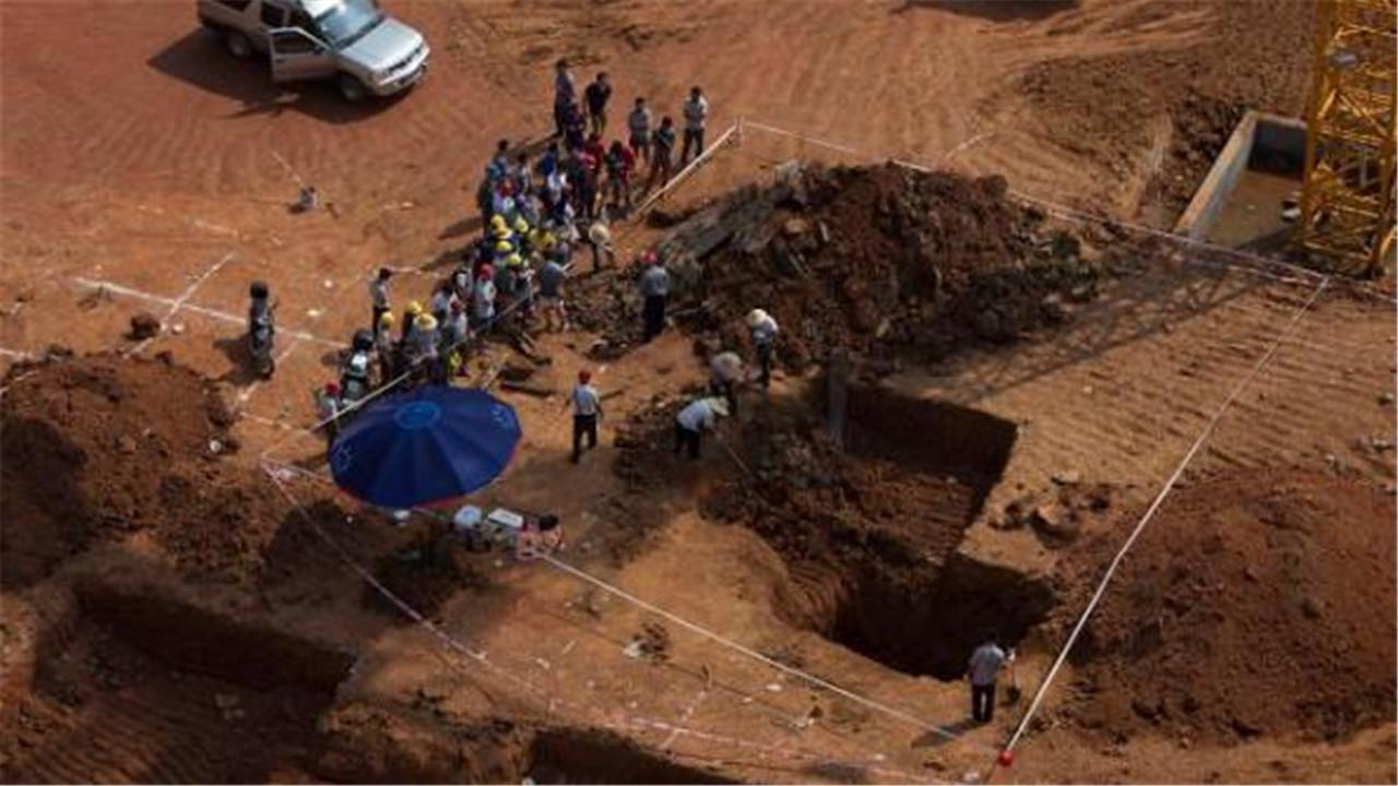 水冲出一块石碑文字记录让韩国视为耻辱多次推倒终重见天日