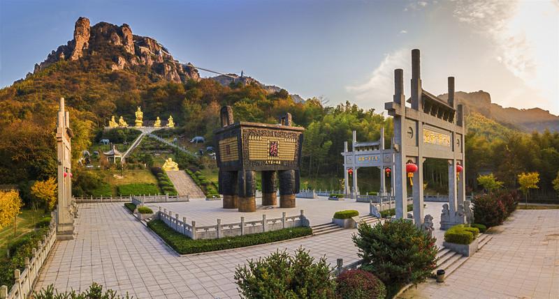 马仁奇峰景区是安徽省芜湖市唯一的省级森林公园,风景奇特,文化底蕴