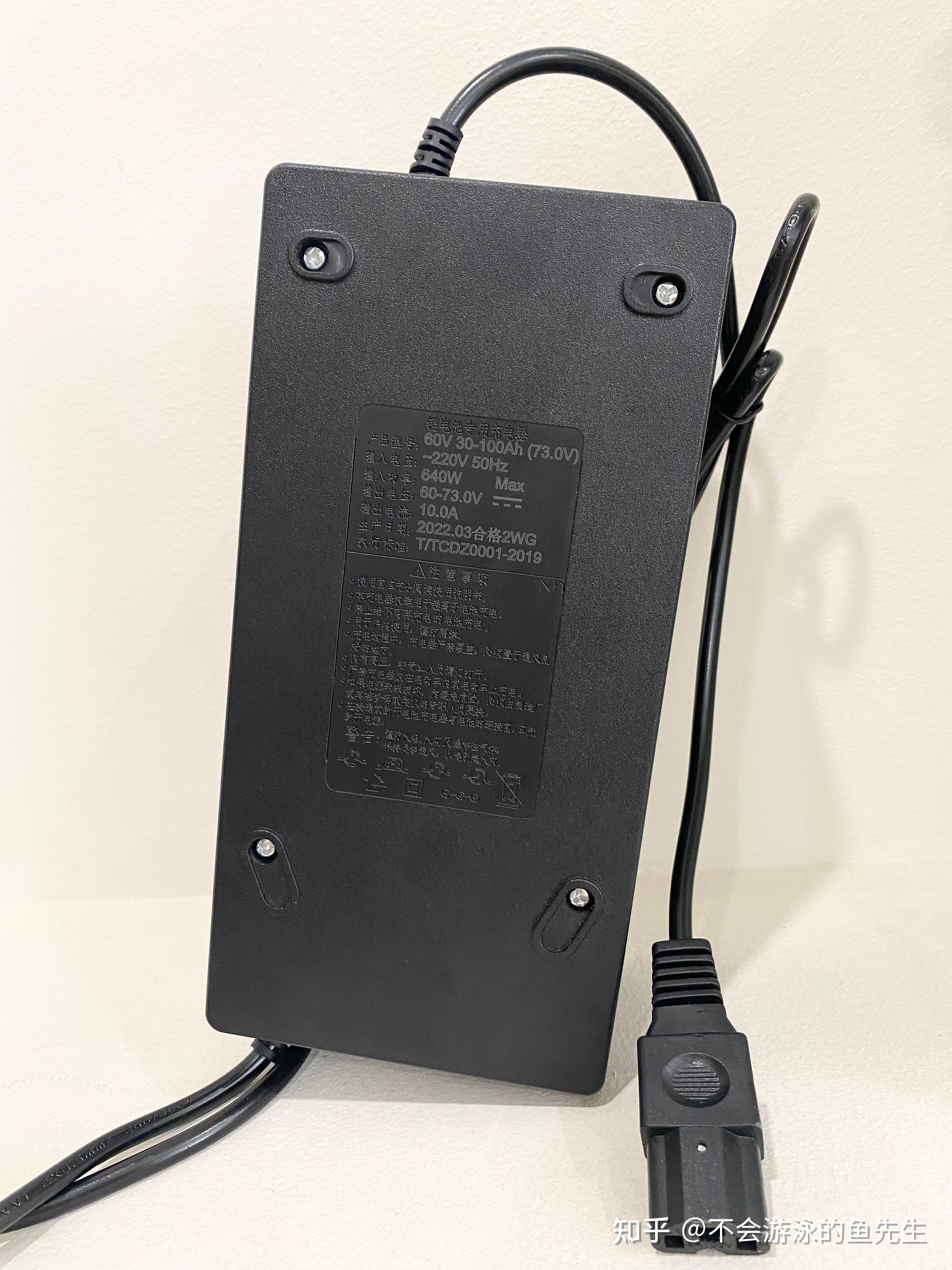 2v*16串=67.2v;60v19串的磷酸铁锂电池的充电器电压:3.65v*19串=69.