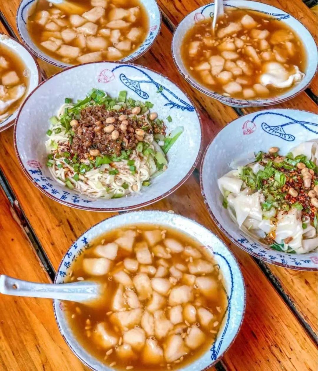 假期倒计时来都江堰逛吃这些网红美食吧