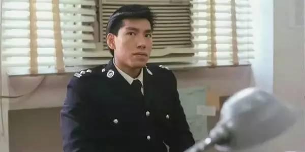 张耀扬:耀武扬威只是他的假象 - 知乎