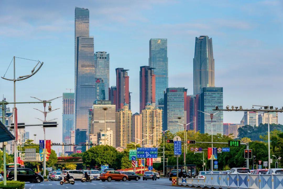 南宁冲上热搜背后