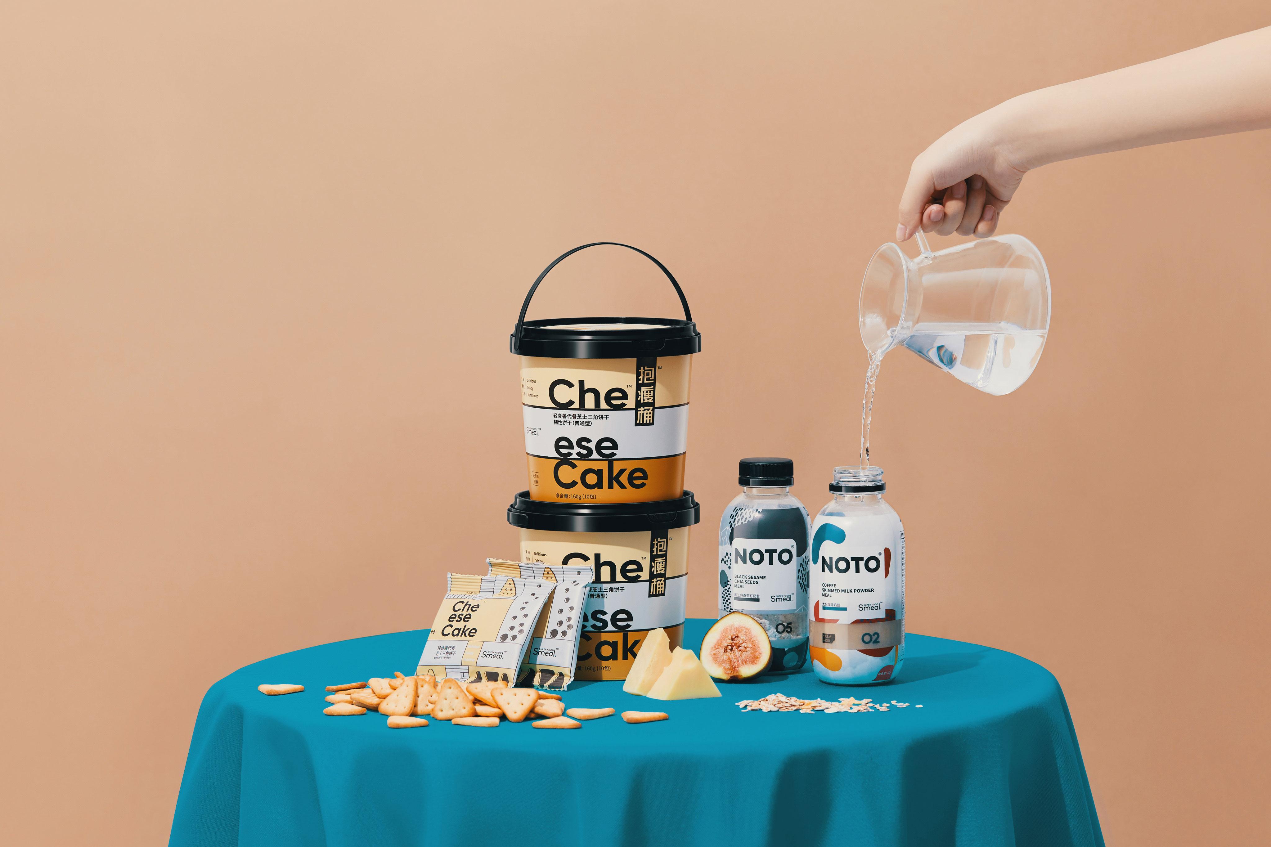 做国内第一款瓶装代餐奶昔