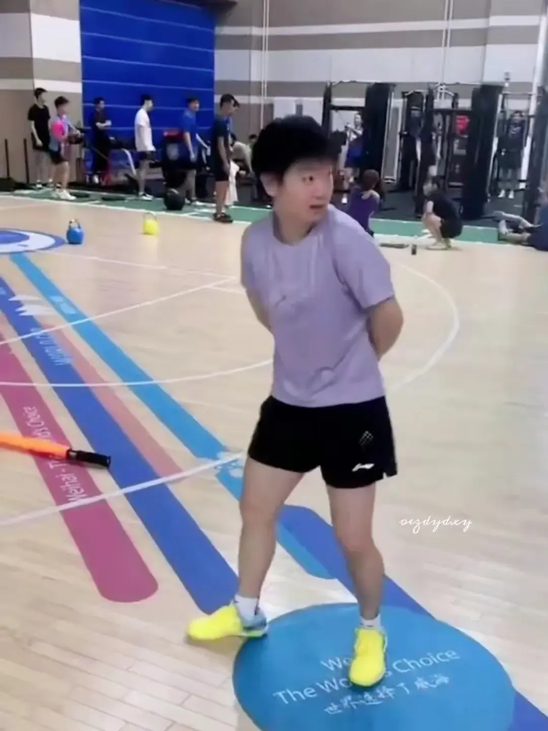 孙颖莎2:4陈梦获得亚军!黑粉高呼"擦边"不讲武德!