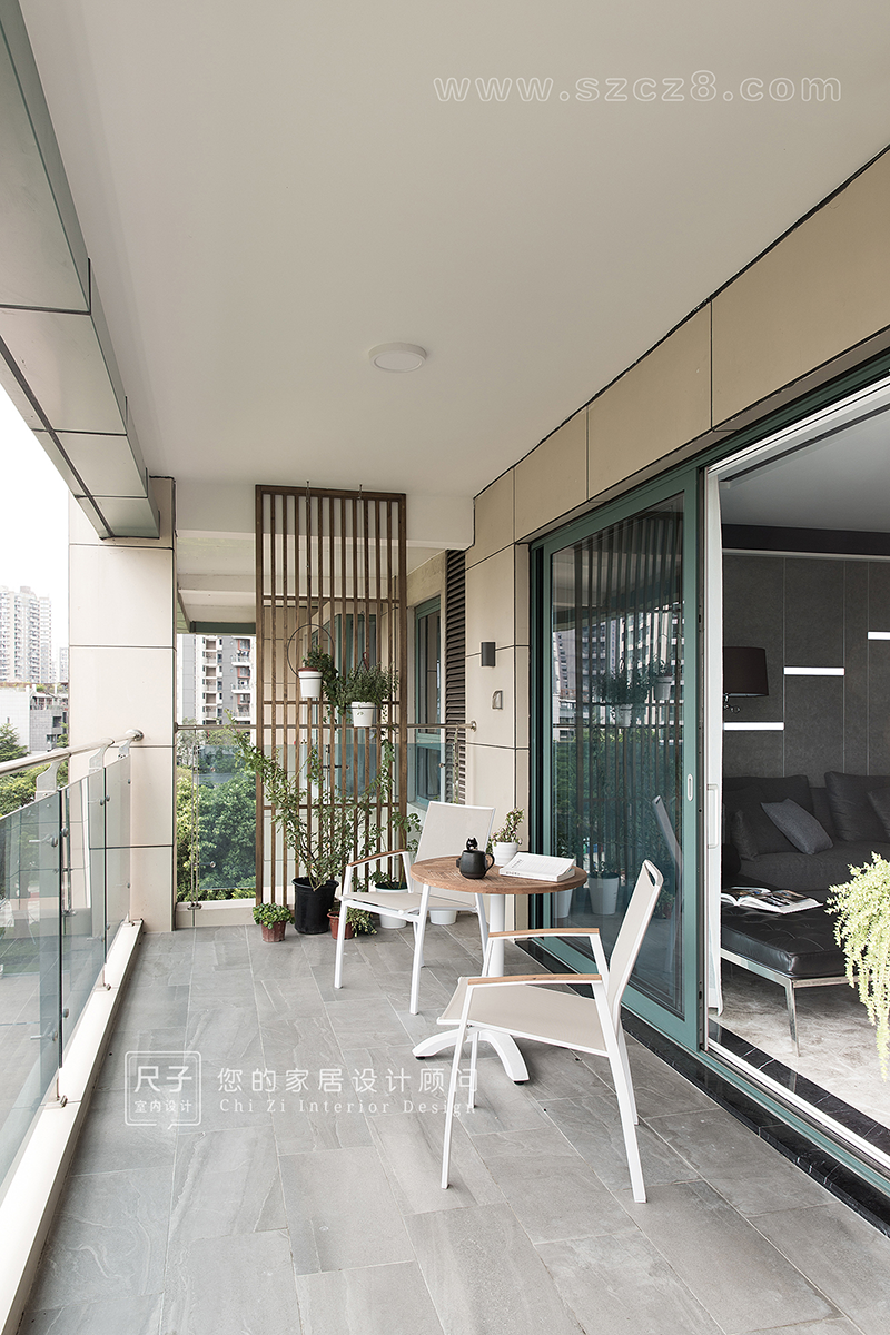 阳台门怎么选看下你家的户型适合哪种