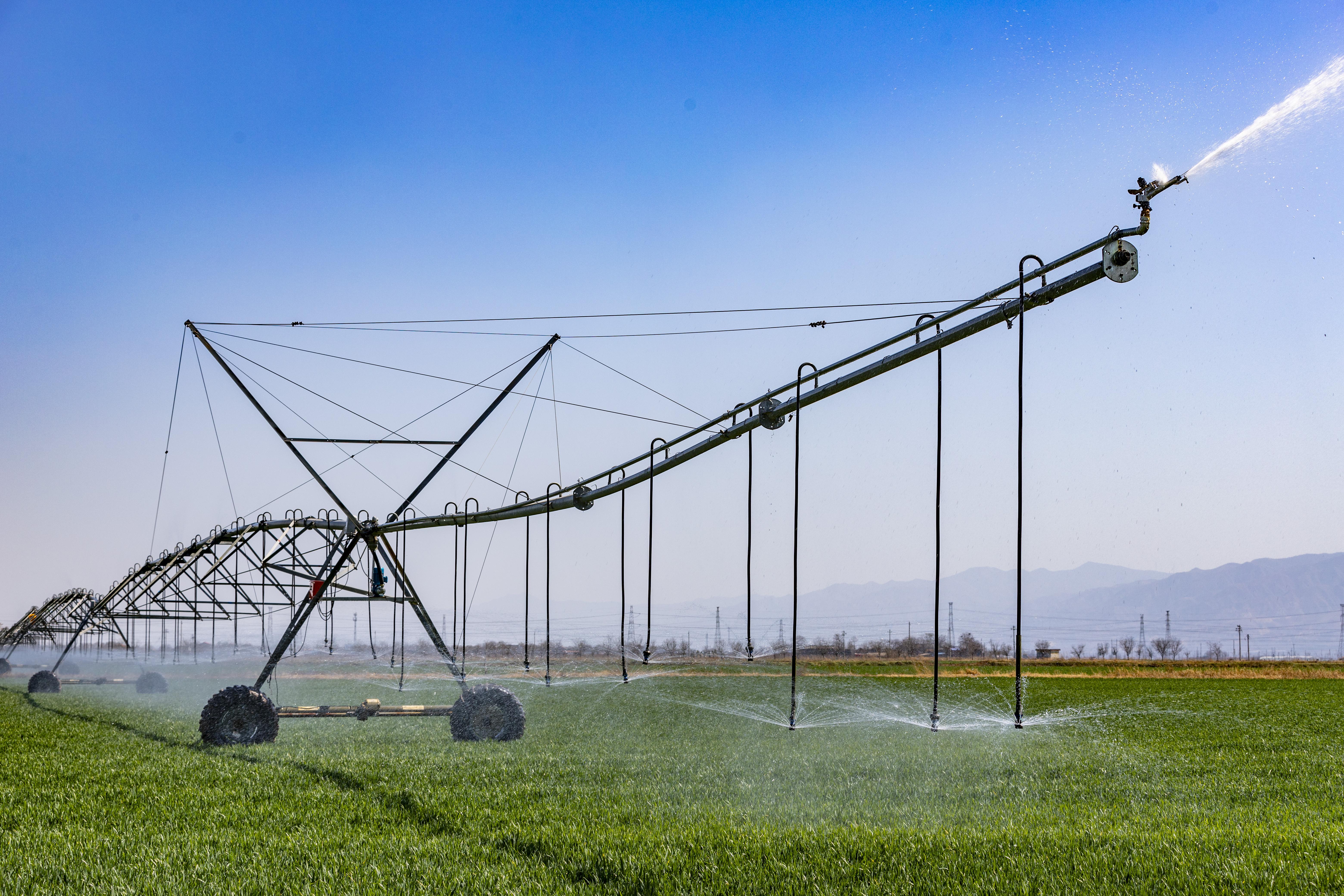 2020智能灌溉系统比以色列滴灌更牛更符合我国地区