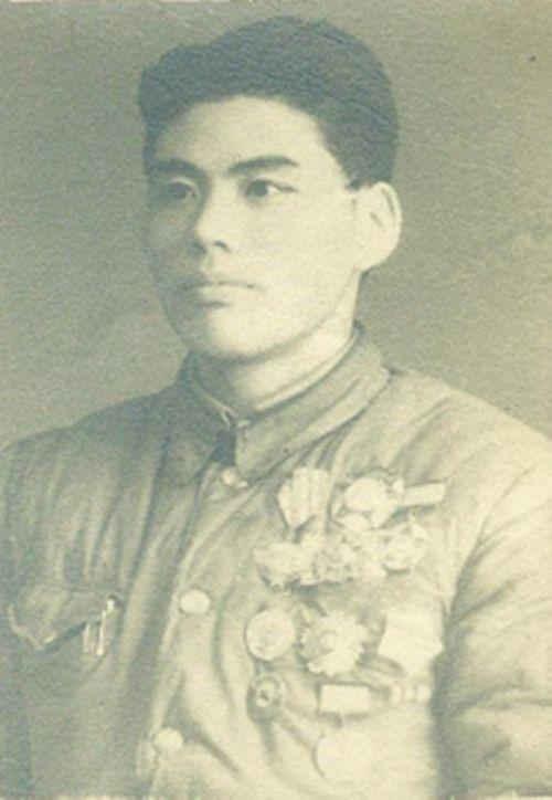 共和国勋章获得者李延年,抗美援朝已是英雄,对越还击再立新功