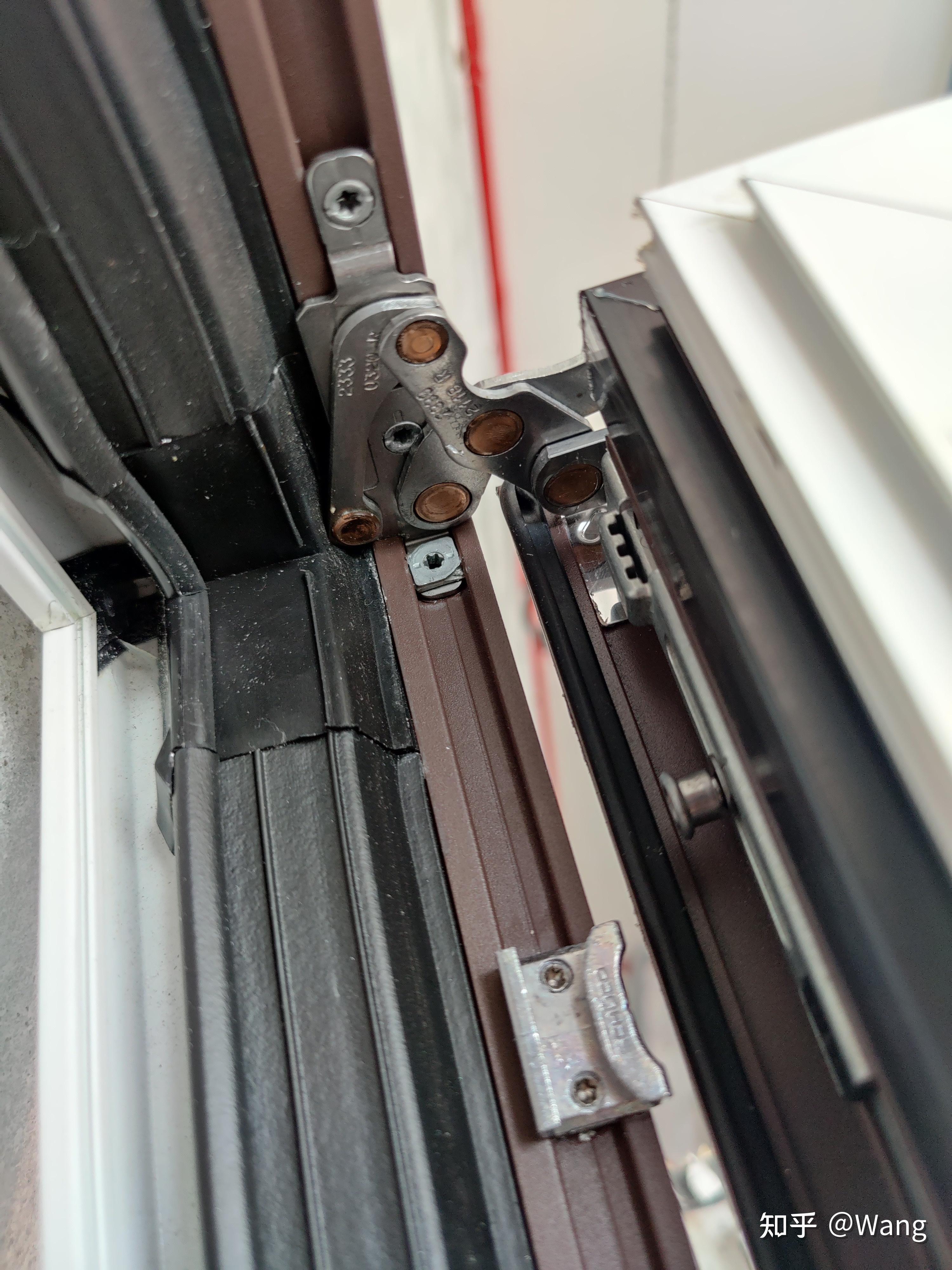 目前旭格五金,已经不由索槟柯代工.