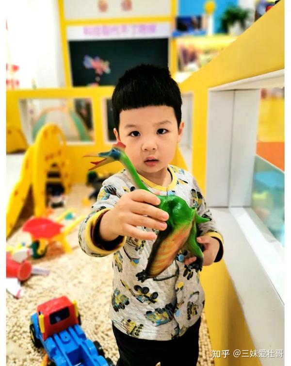 可爱恐龙图片抖音_抖音恐龙特效叫什么_播放抖音恐龙图片