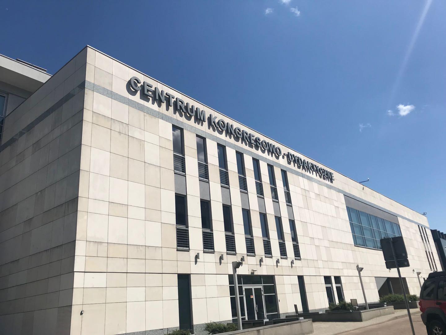 波兹南医学大学哥白尼大学医学院大家对于波兰的留学费用是否已有所