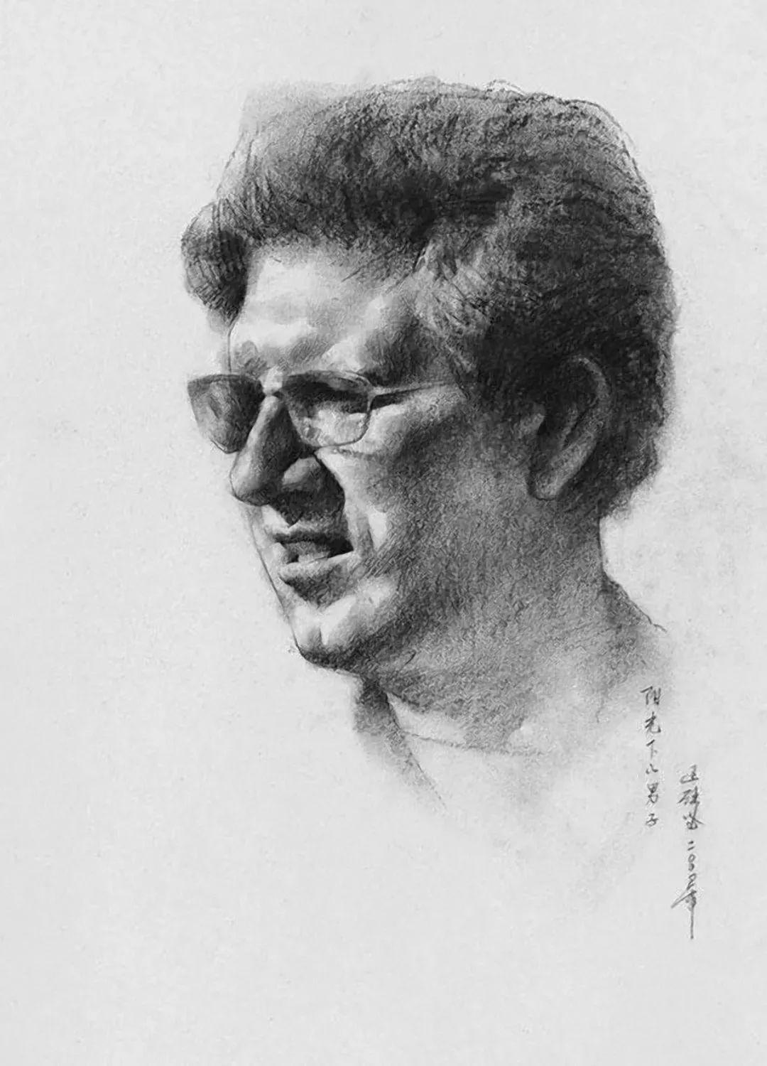 广美教授区础坚 用最细腻的笔触,画出经久不衰的素描魅力! - 知乎