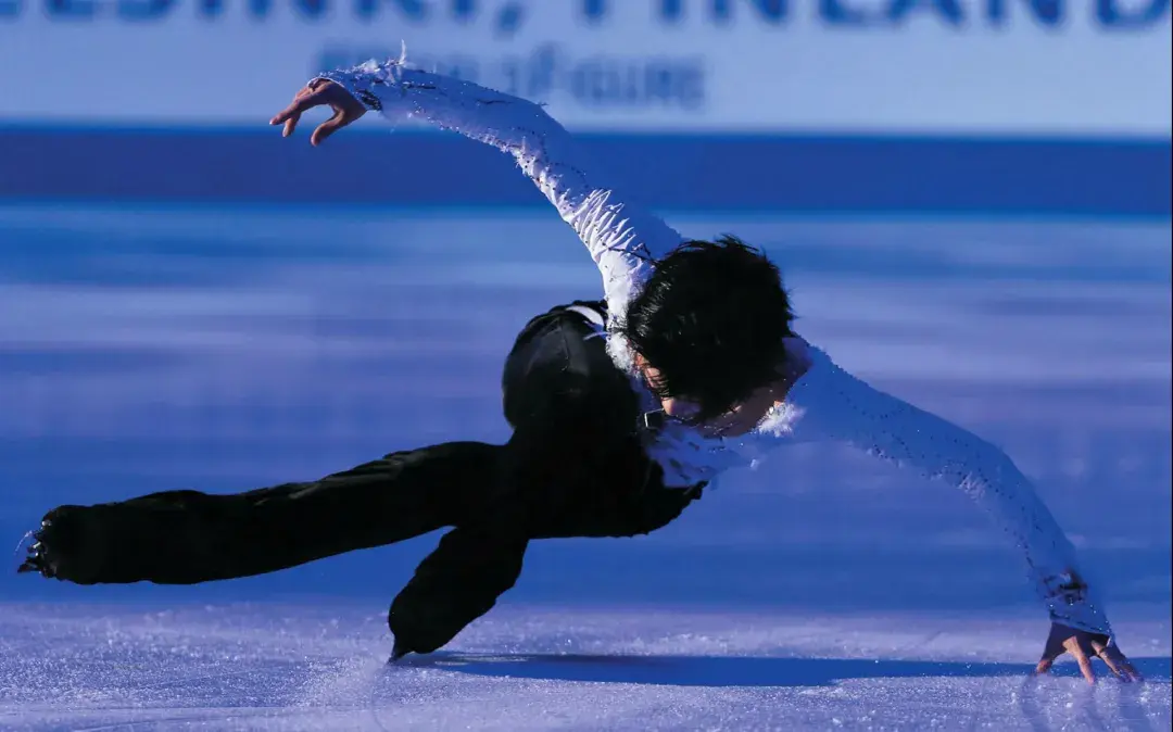 來自日本的羽生結弦堪稱本次冬奧會的顏值天花板啦~(核桃自封噠hhh)