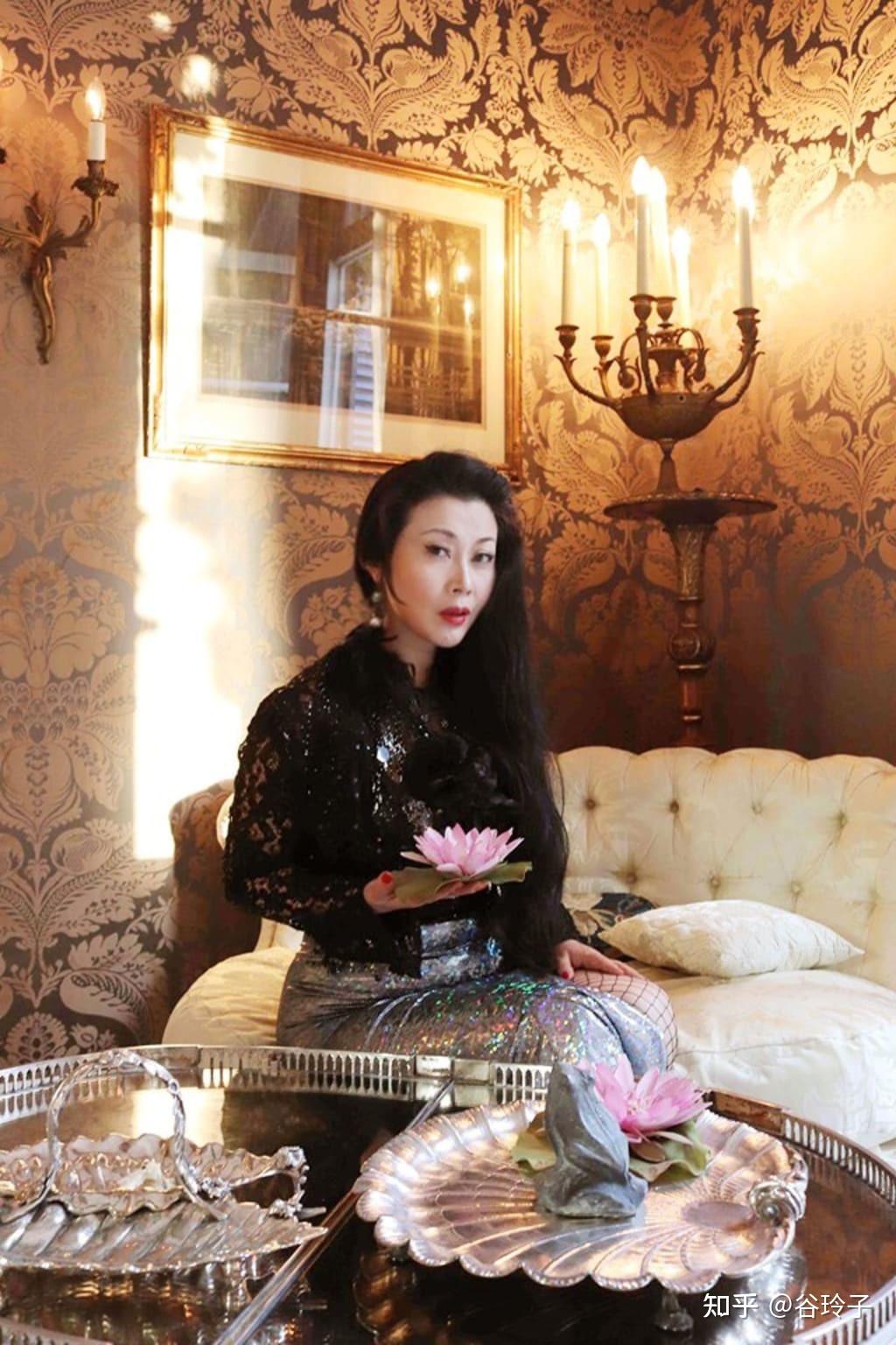 国际全能艺术家龙珑才华横溢世界,仍以母国和其文化为豪