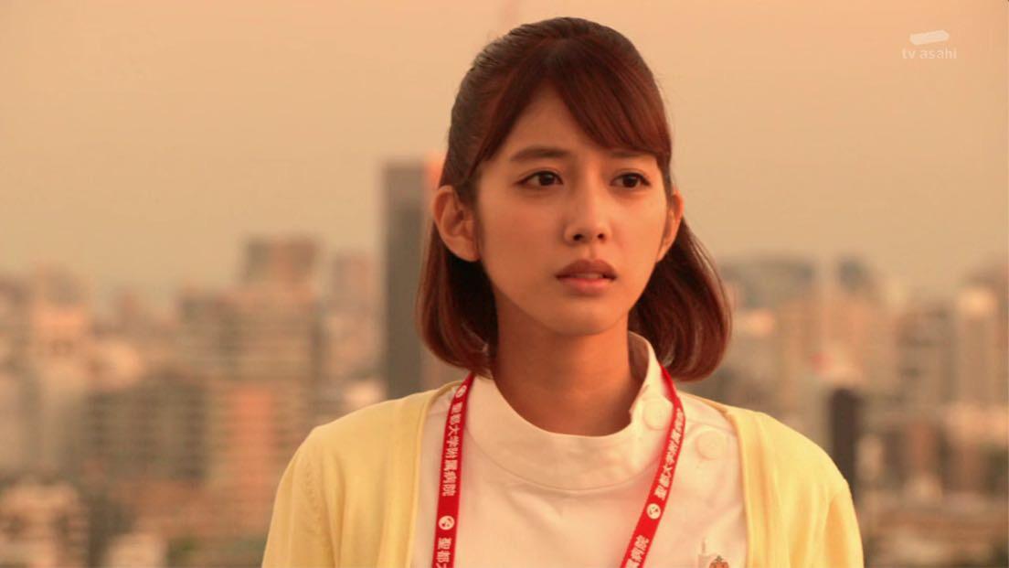 需要放两张…其实一句话就够了,假面骑士史上最可爱女主没有之一!