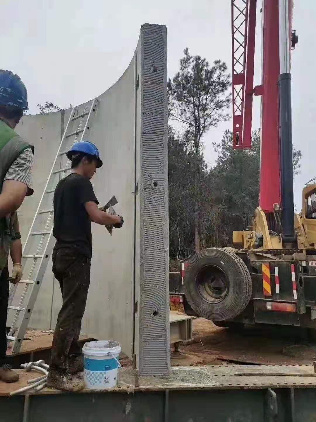 我国电建集团贵州工程有限公司请求风电机组塔筒根底浇注工艺专利完成混凝土输送管在晃动惯性较大时能主动脱离控管工装而不会带着作业人员晃动