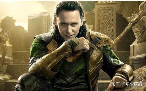 "星爵"彼得·奎尔在捡到力量宝石的星球上尬歌尬舞的bgm是《come and