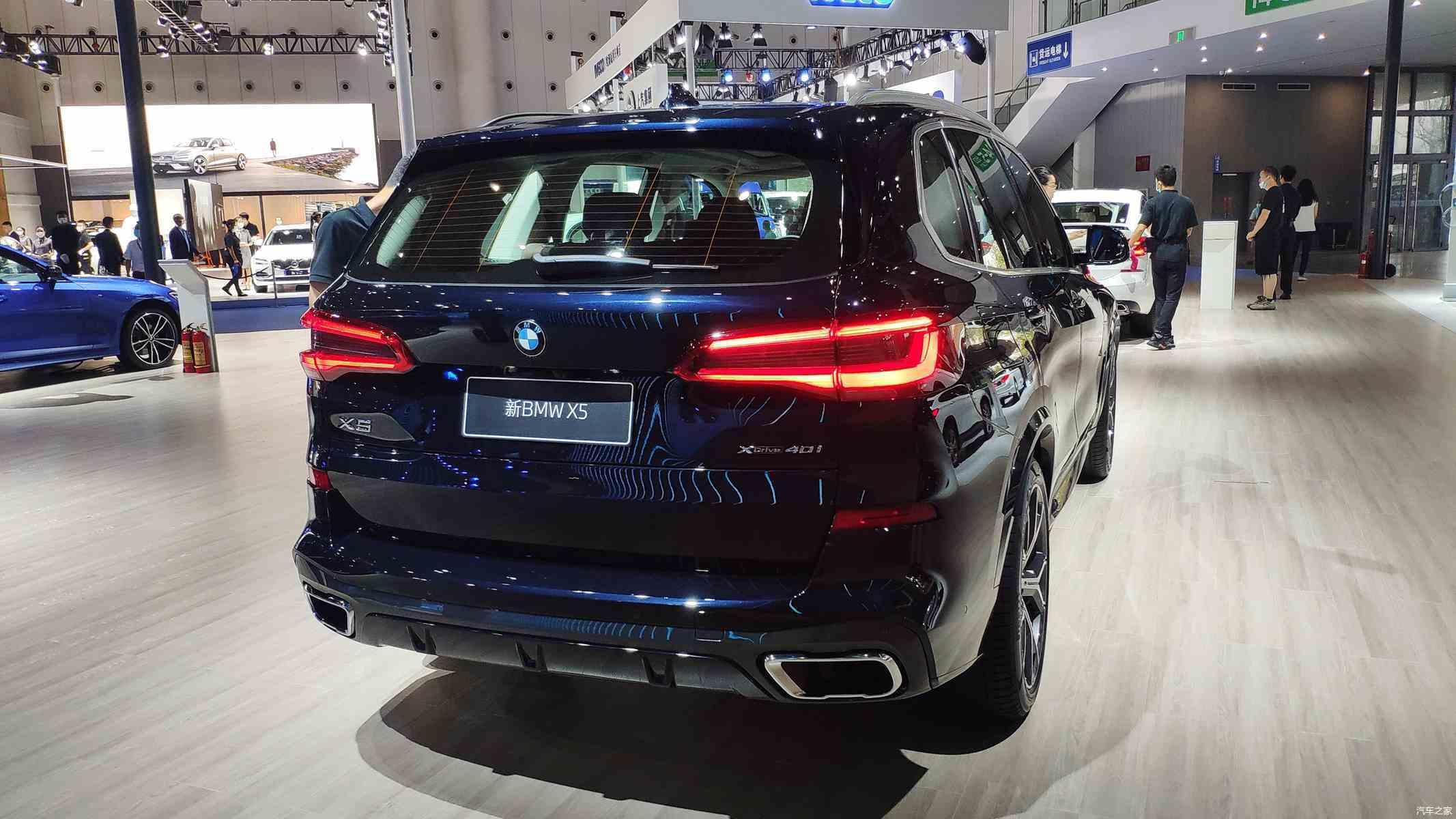 2020年成都车展宝马x5实车