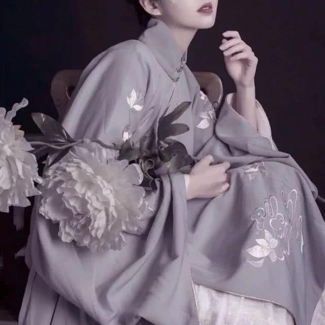 惊艳的图片古风 v2-6ecbf9a7ea89f5864b402e8c49f2b893_r.jpg