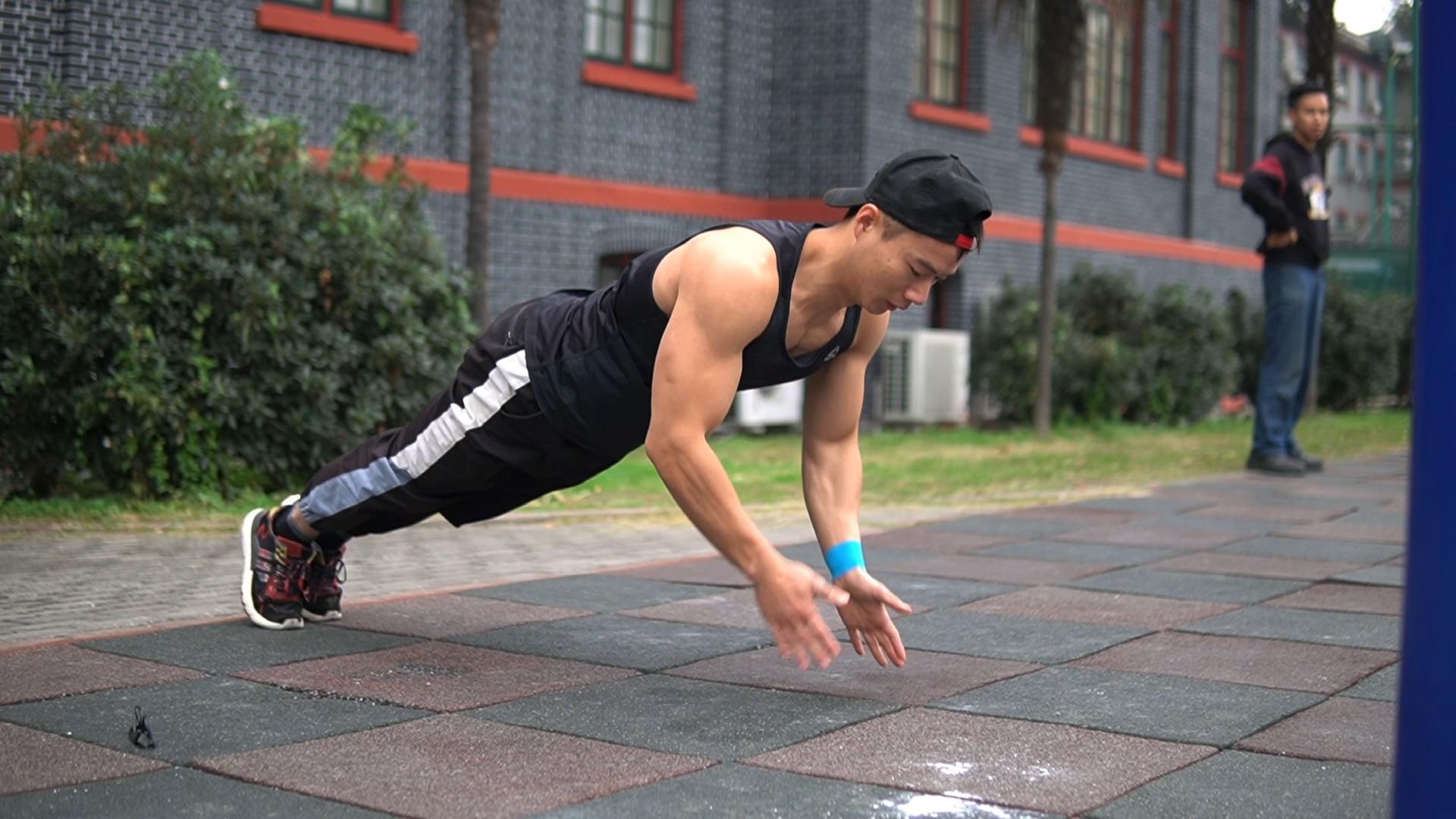 不同段位的引体向上据说现实中大多数大学生都是青铜水平