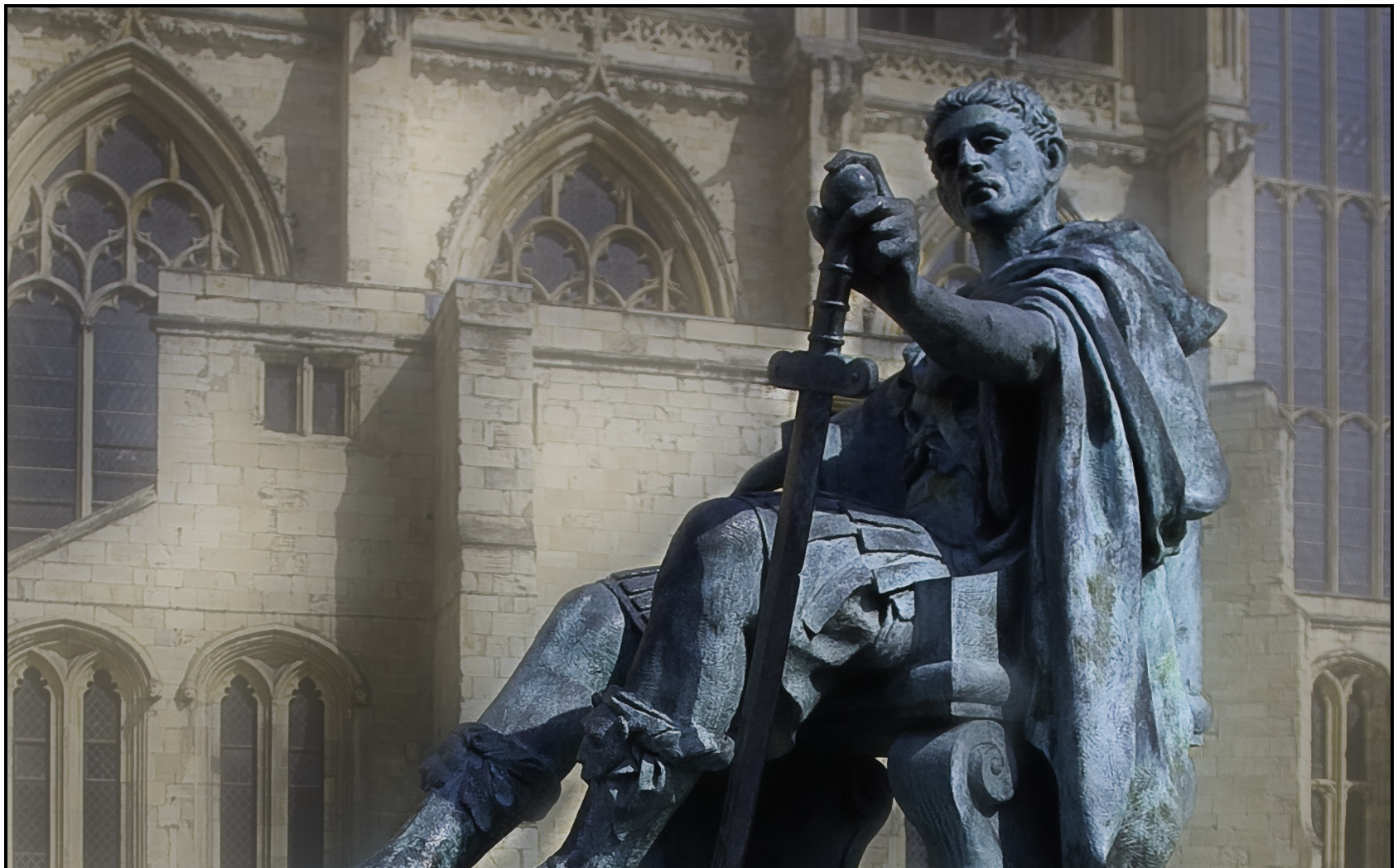 古铜的皇帝康斯坦丁在约克大教堂 库存照片. 图片 包括有 罗马, 约克, 皇帝, 军事, 大教堂, 宣告 - 101164768