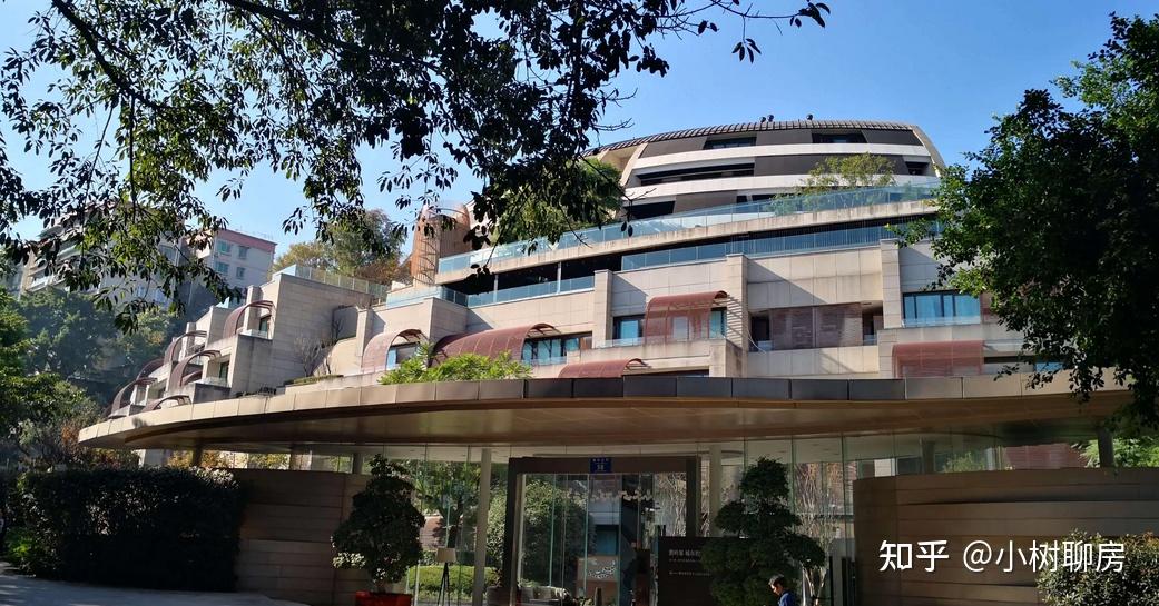 重庆中央公园又现价格战,神盘一平倒挂七八千?周边楼盘坐不住了 - 知乎