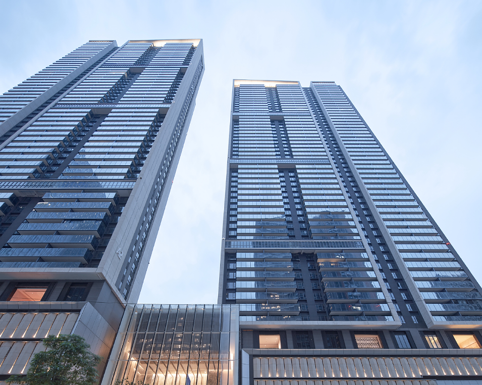 立体复合用地之下的超高层豪宅落地之术广州保利天际