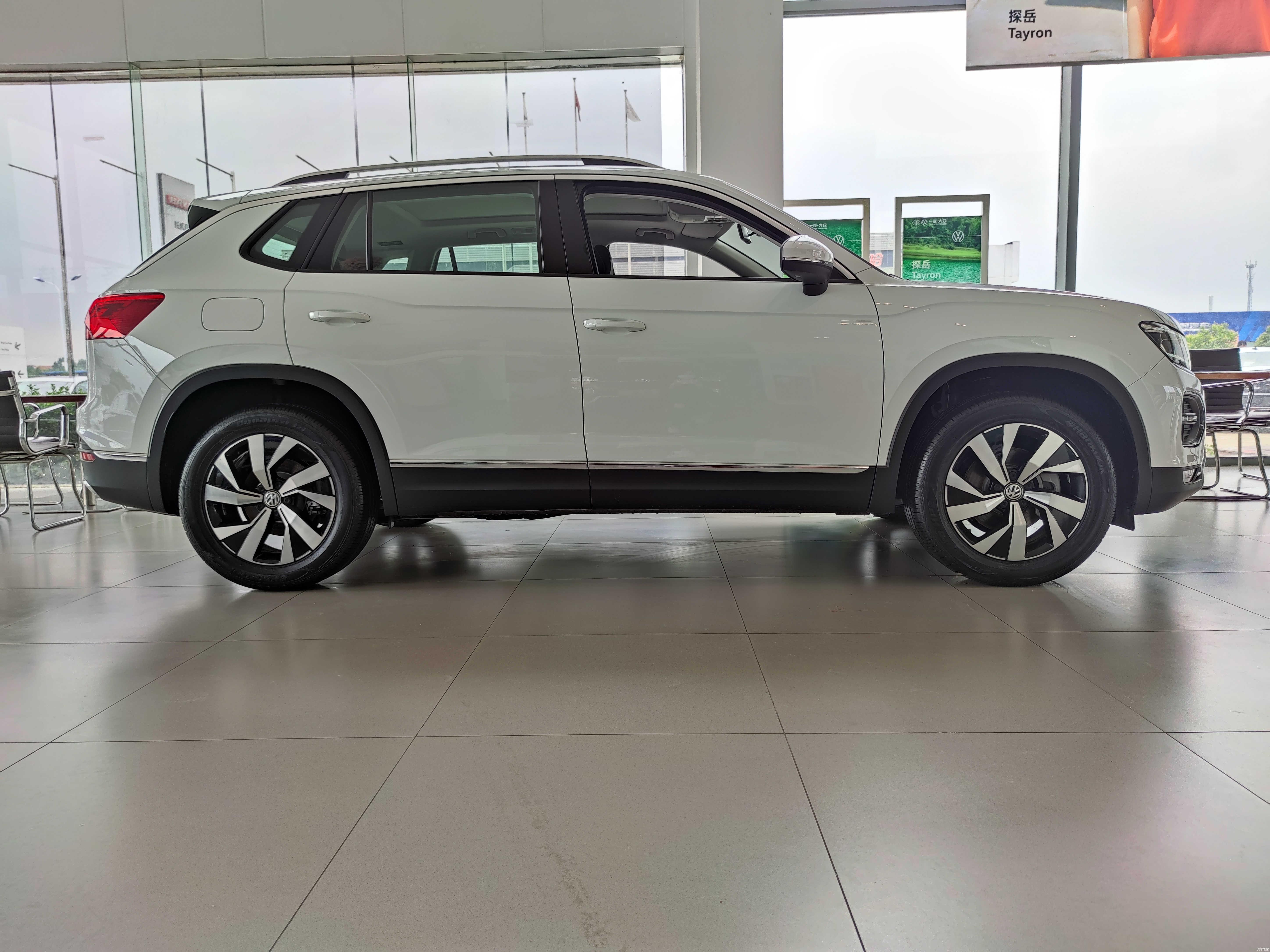 到店实拍一汽大众探岳2020款330tsi两驱豪华智联版