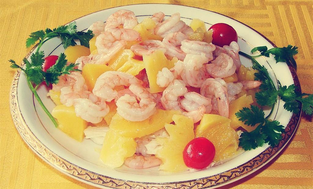 熟菠萝做菜,有哪些简单好吃的做法?