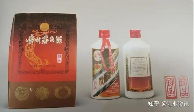 箱付未開栓 貴州飛天酒・封壇30年・1500ml・茅台鎮陳年酒廠
