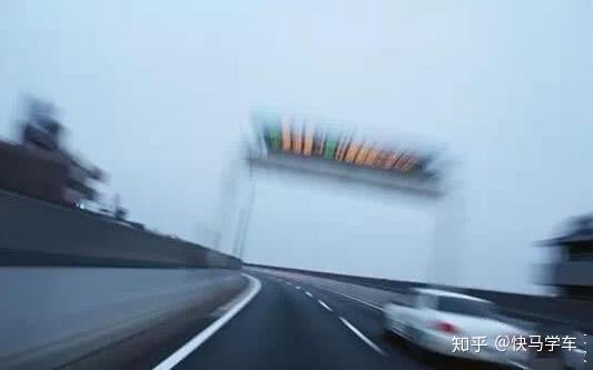 v2-706a841031336ced211735f585fb04a3_r.jpg