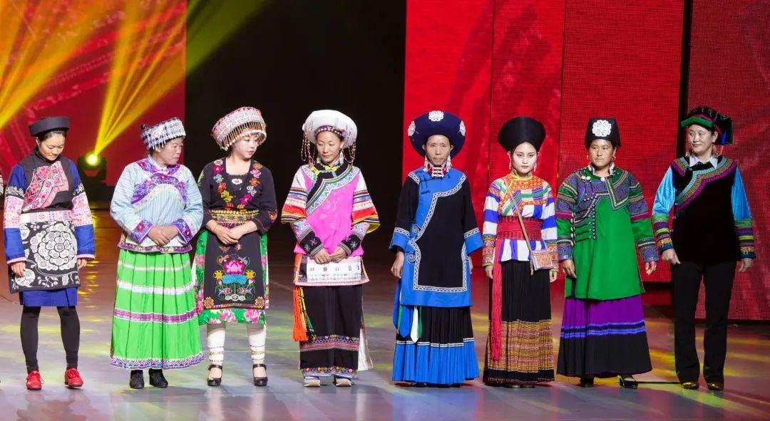 传统服饰“美出圈”，看彝族如何穿出灿烂民族文化 - 知乎