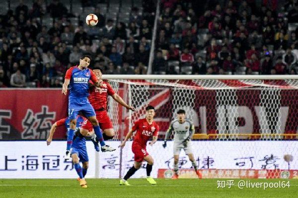 2019 赛季中超联赛上海上港 2:3 不敌重庆斯威