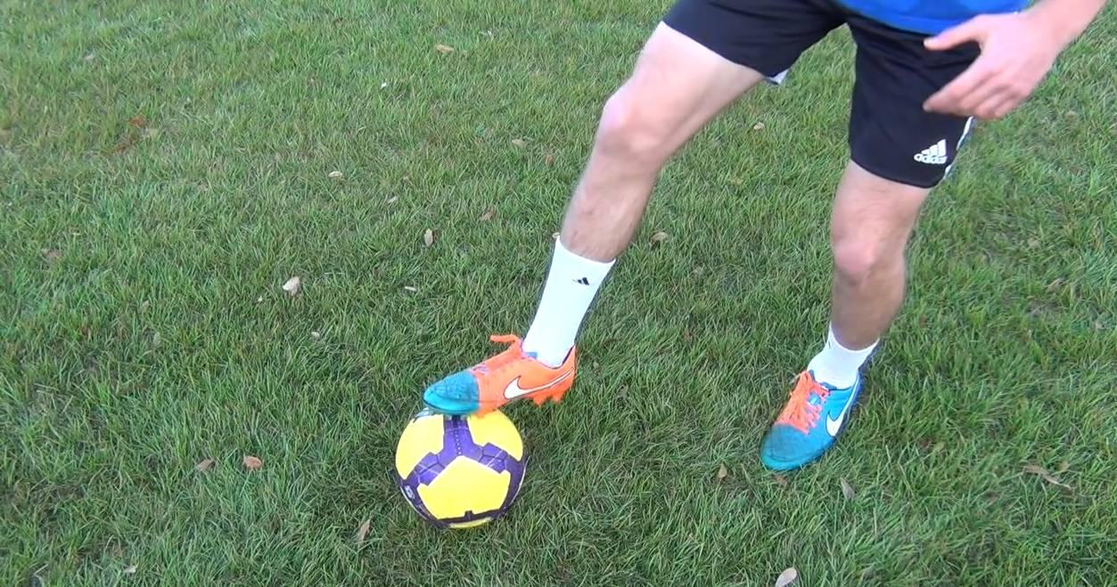 皮球怎么玩最简单 v2-709c1a0c02989595ef8c8c427672cfcf_r.jpg