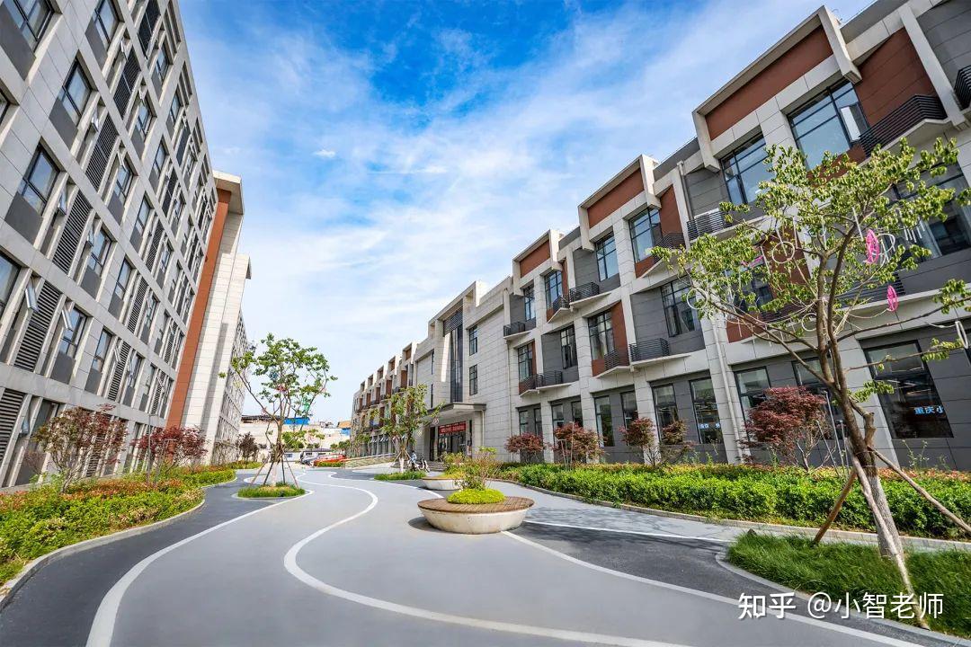 西安科技大学高新学院近两年各专业招录情况分析