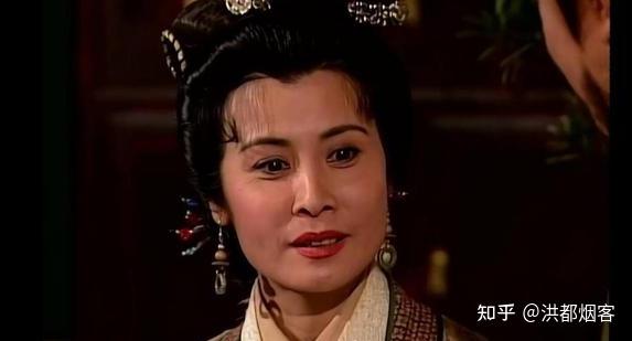 如果让宁中则回忆,她大概也是最怀念与岳不群一起拜师学艺的日子,两人