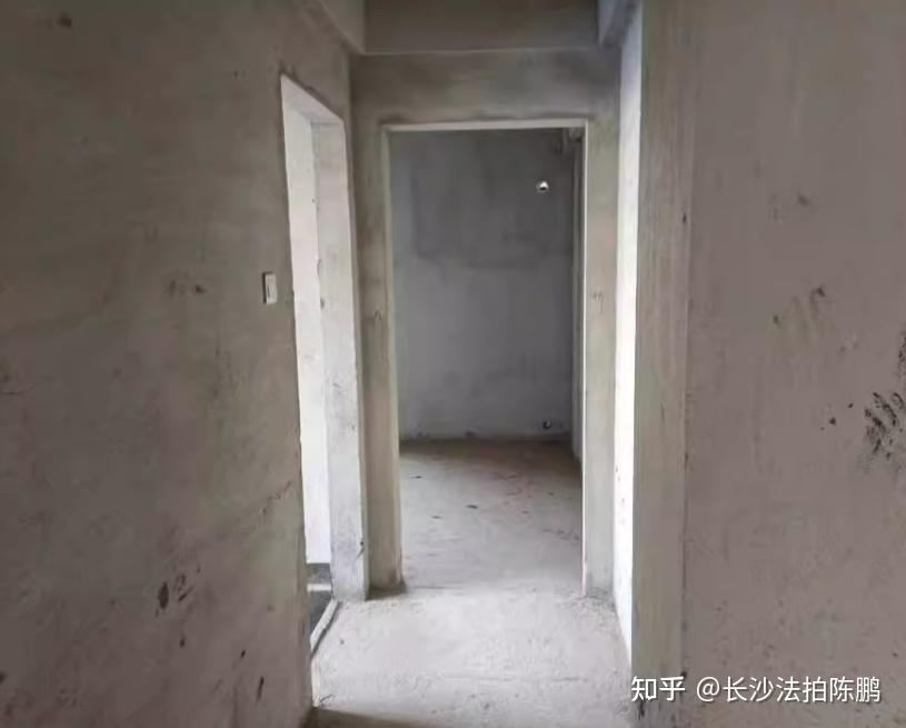 89万,顶级配套大三房:法拍房捡漏原来这么强! - 知乎