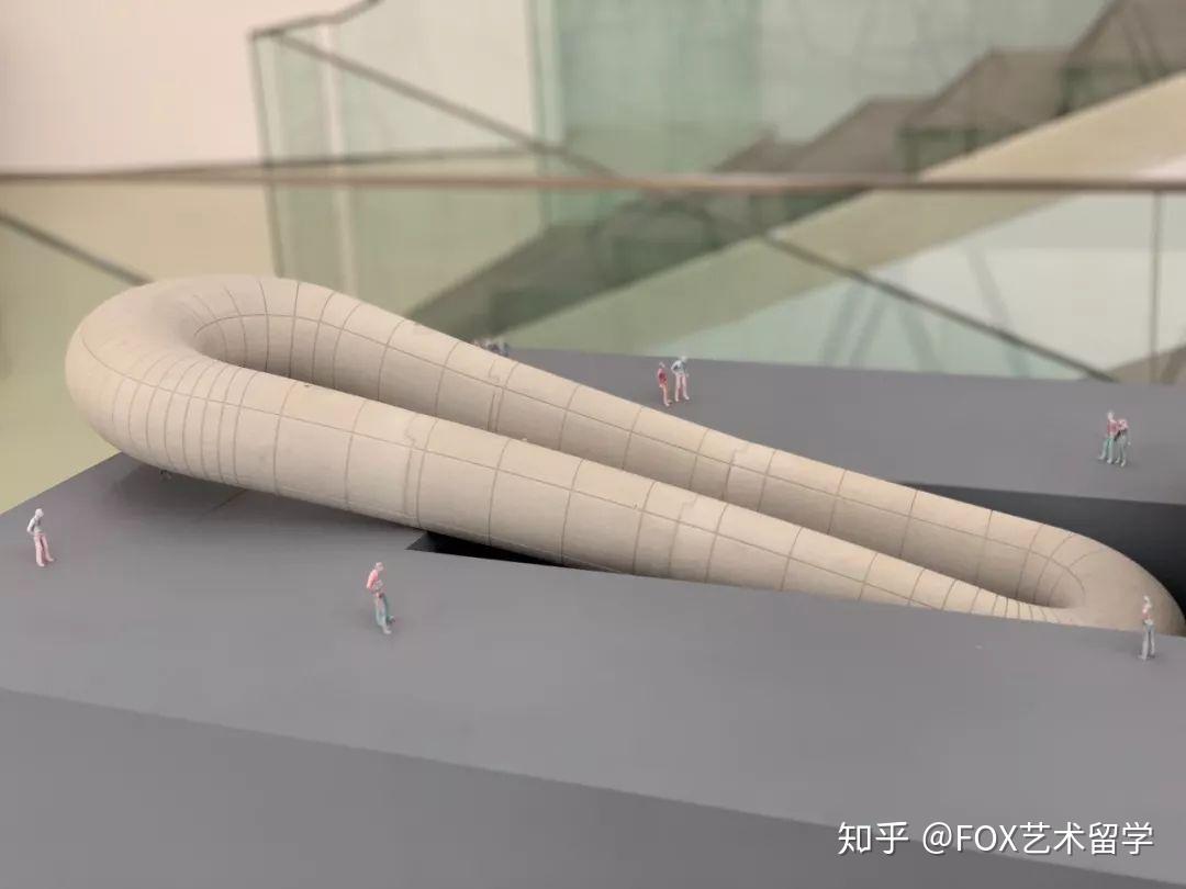 这些作品像有生命的锤子把我的灵魂都敲碎了anishkapoor北京首展记录