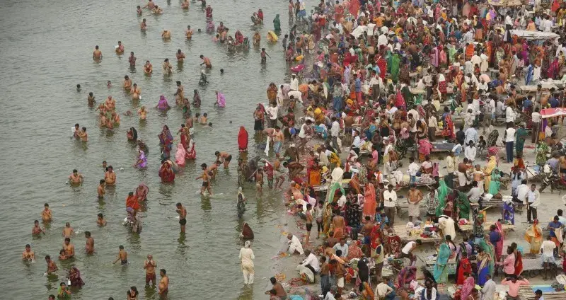 3天内人200人!气温50度!印度为什么每年热死那么多人?