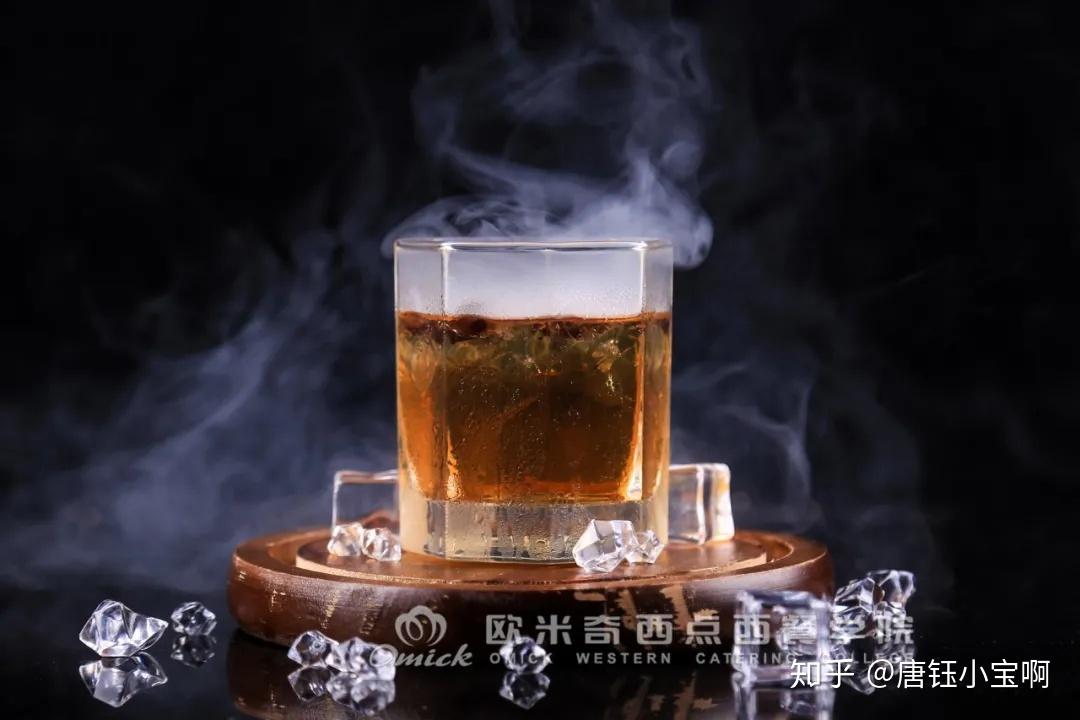 做調酒師是什麼樣的體驗