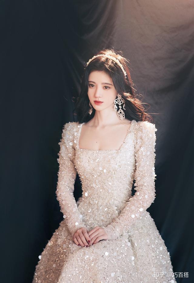 鞠婧祎身高到底是多少 v2-7133fb87183ef4f1ea9c730527db3f77_r.jpg