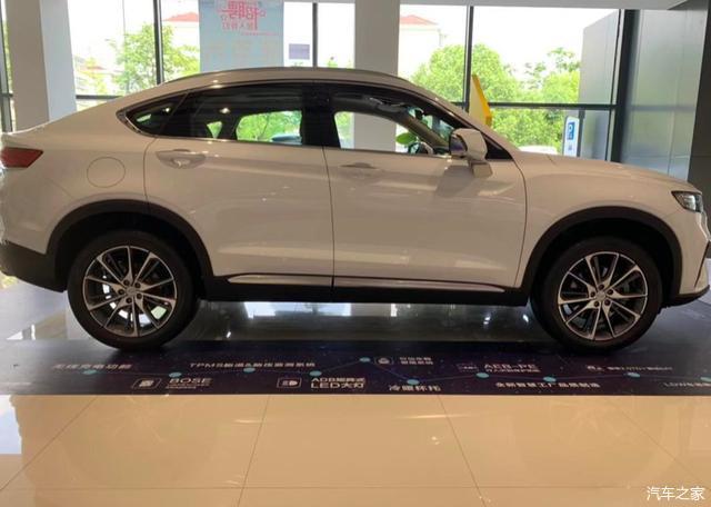 到店拍2020款吉利星越轴距2700mm最高车速210kmh配适时四驱