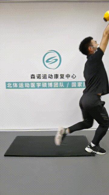 关节锁死起立的顺序知道了,接下来就是按相同的动作要领返回初始体位