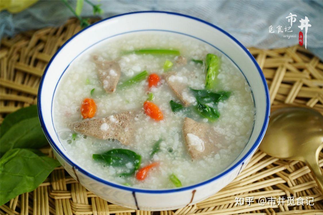 的气候特点导致人体内的湿气比较大,人们便认为在饮食方面要清淡一些