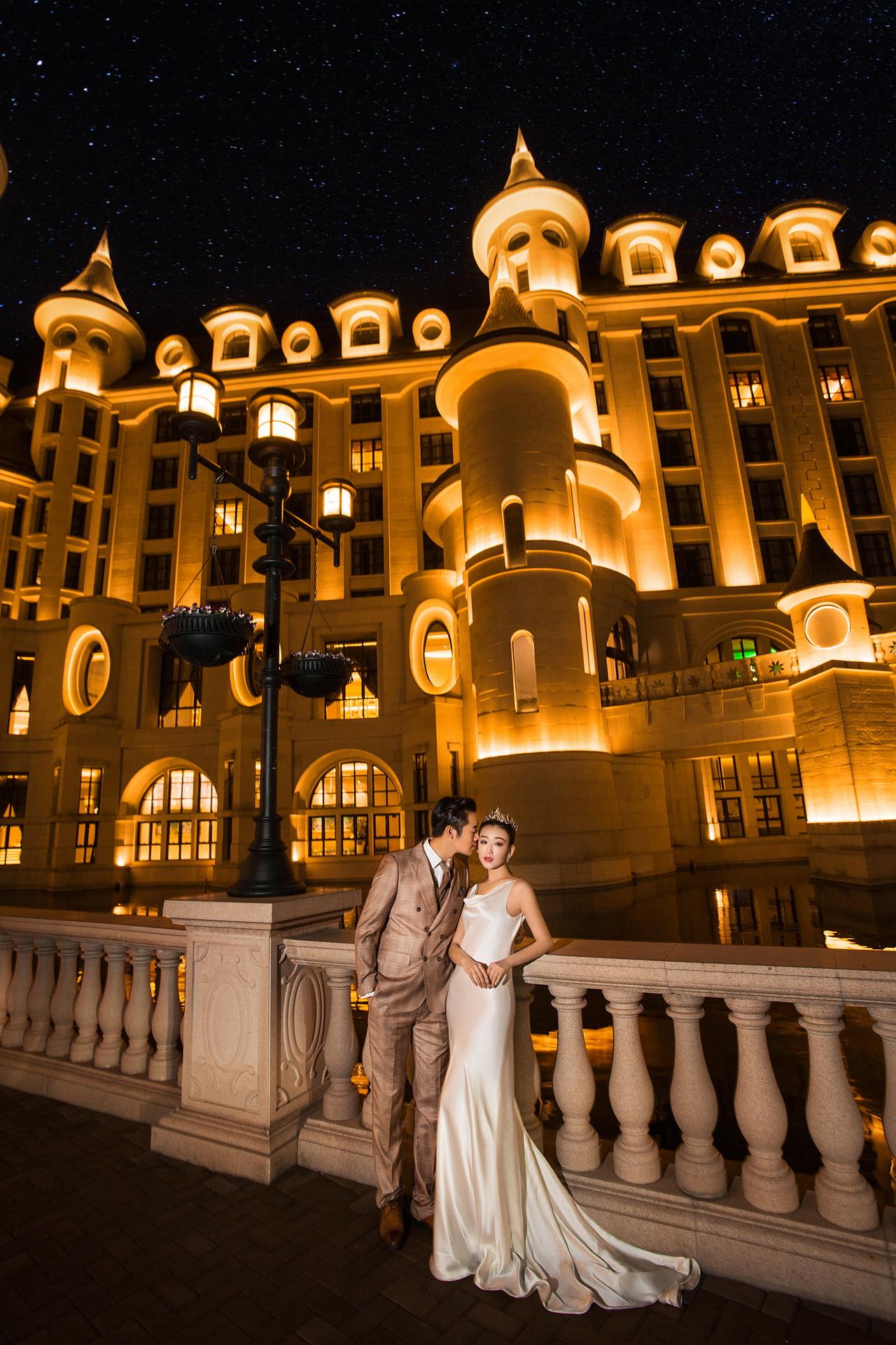 在这座幸福的城市相遇在杭州拍婚纱照这样才够美