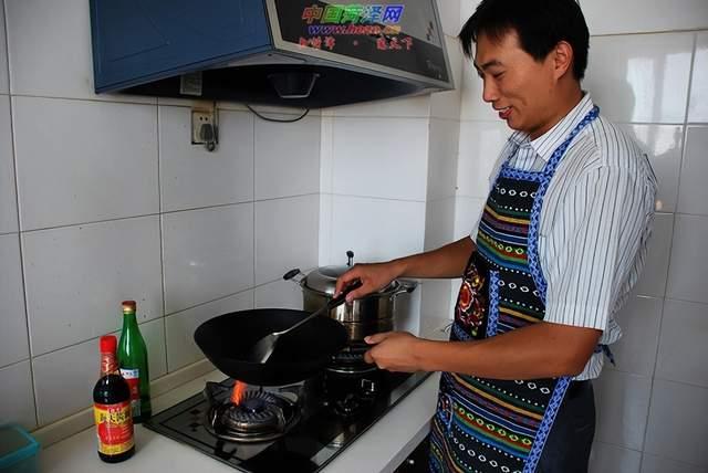 北方男人和南方男人哪个更喜欢做饭你是从几岁开始做饭的